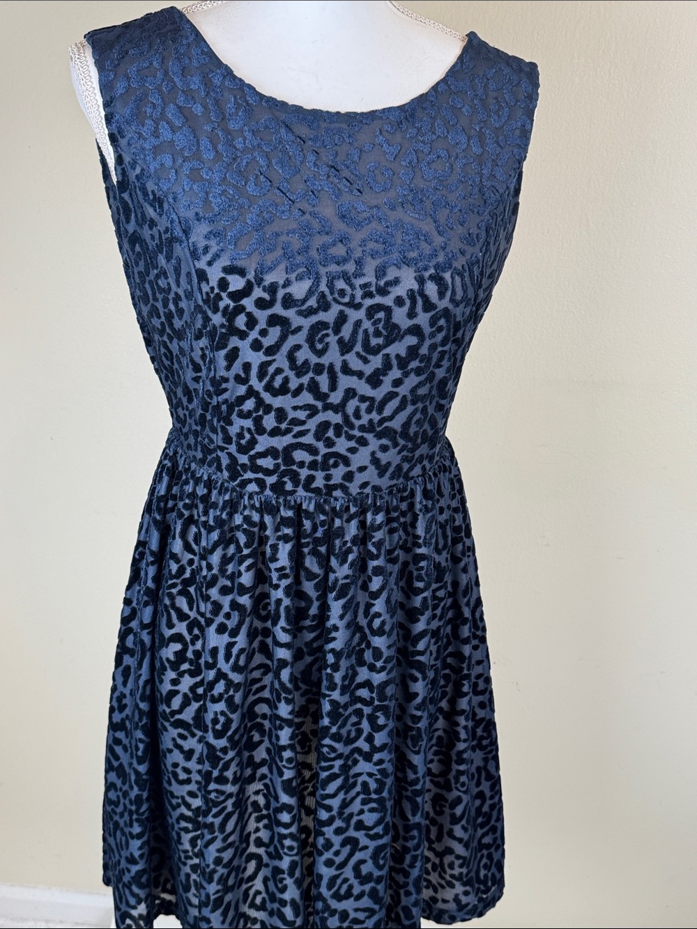 Zara Trafaluc Women’s Sleeveless Blue Leopard Print Fit & Flare Mini Dress